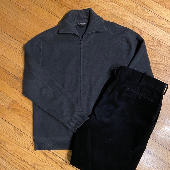 Gray Zip-Up Sweater. Super Soft. Size XL - Picture 1 of 4